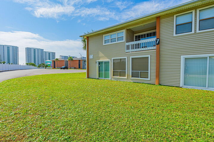 Property Photo:  4000 Gulf Terrace Drive 128  FL 32541 