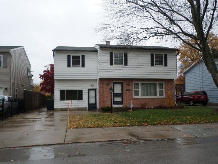Property Photo: 1142 E 34th Street PA 16504