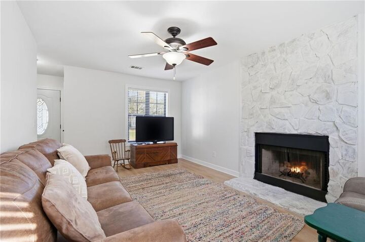 Property Photo: 17 Riverview Court SE GA 30120