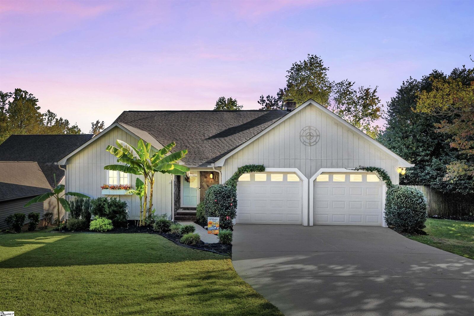 Property Photo: 29 Kindlin Way SC 29687