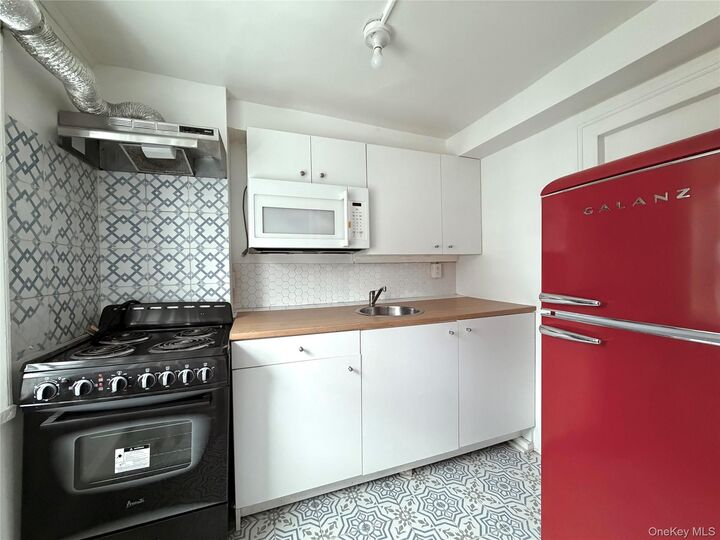 Property Photo: 282 Grand Street NY 12550