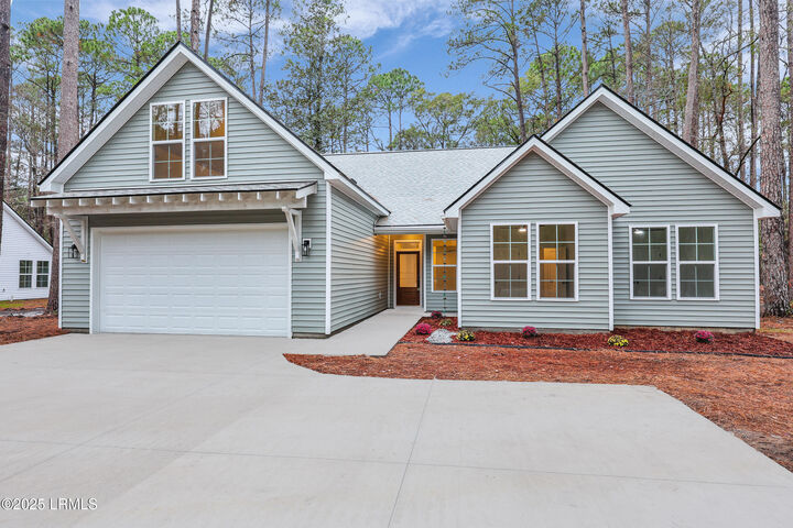 Property Photo:  579 Sams Point Road  SC 29907 