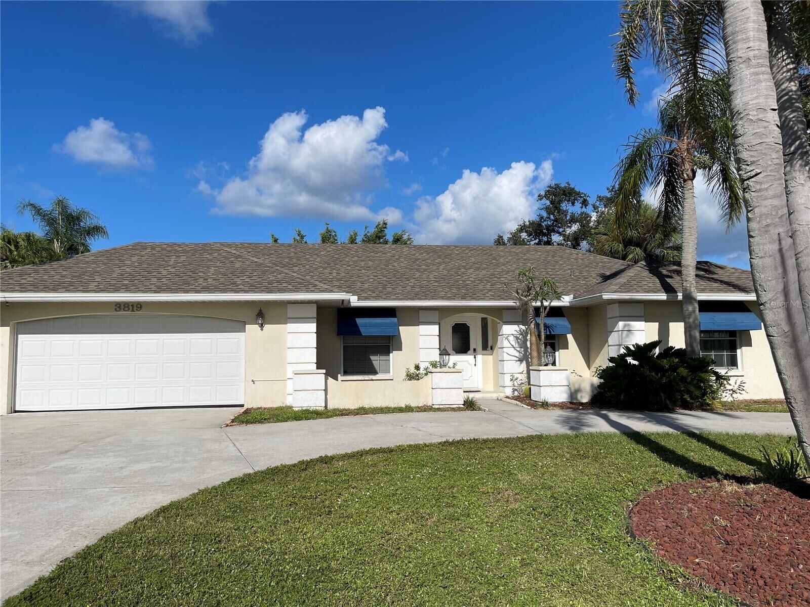 Property Photo:  3819 Countryside Lane  FL 34233 