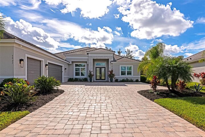 Property Photo:  3827 158th Avenue Circle E  FL 34219 