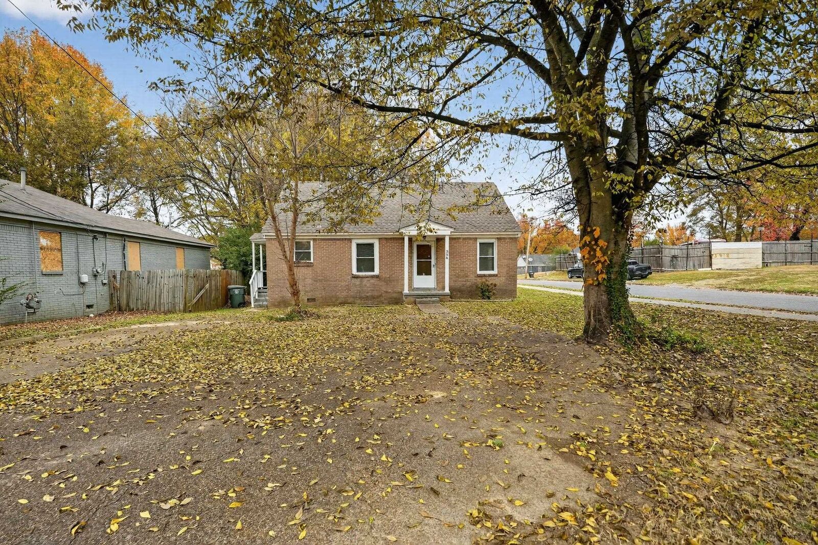 Property Photo:  356 Hewlett Rd  TN 38109 