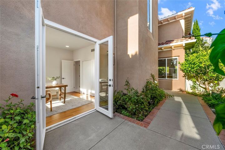 Property Photo:  14 Pavona  CA 92657 