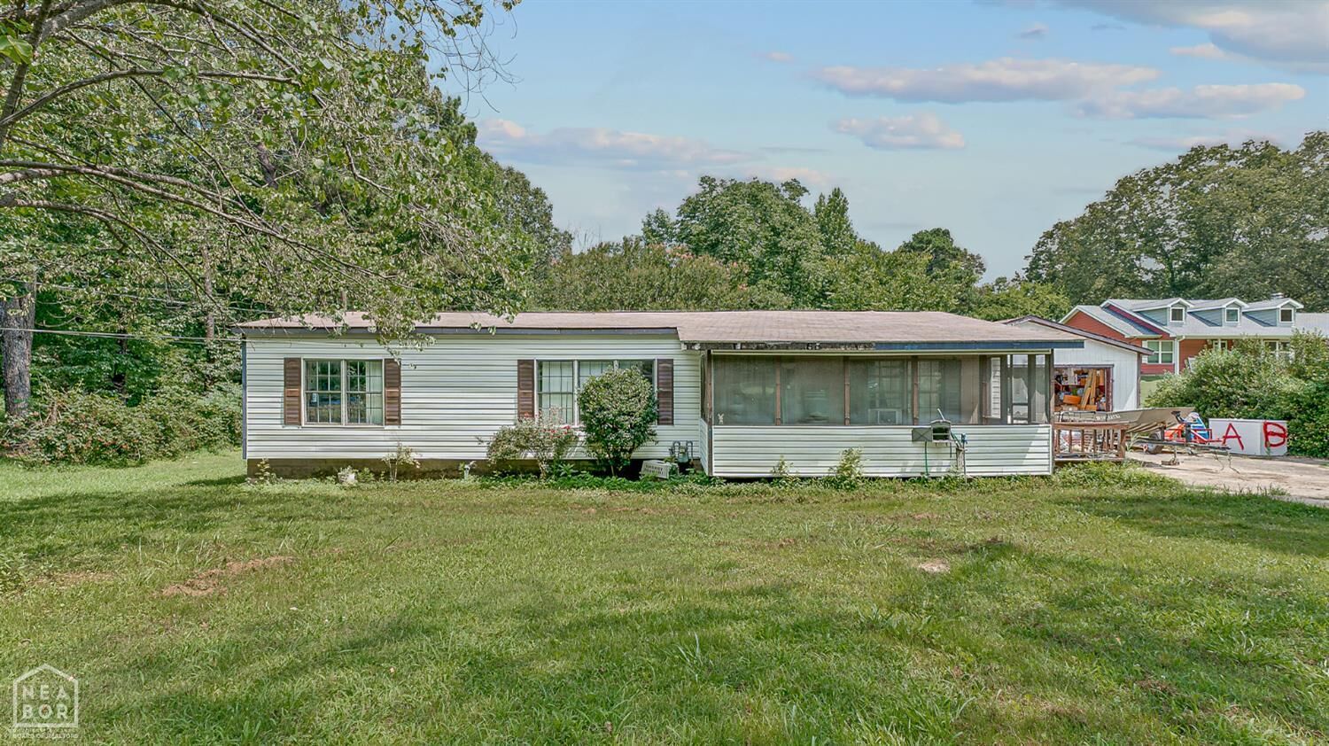Property Photo: 1010 Winchester Drive AR 72401