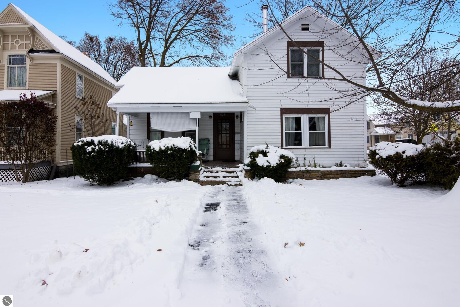 Property Photo:  629 S Union Street  MI 49684 