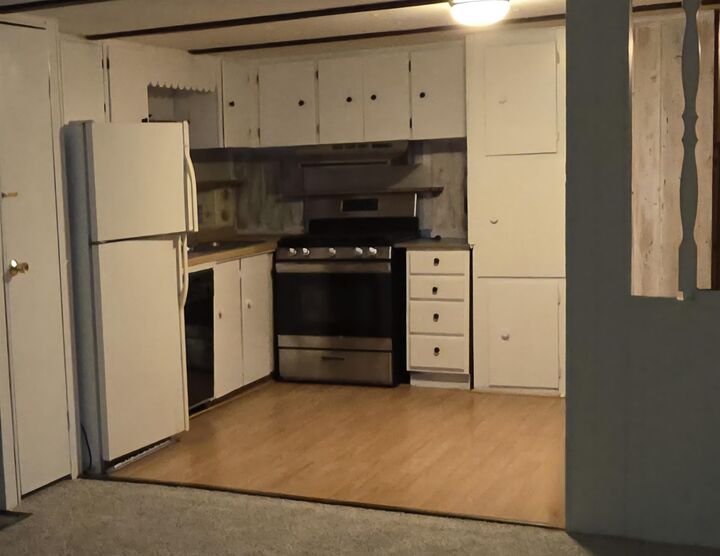 Property Photo: 9 Sargent Place NH 03249