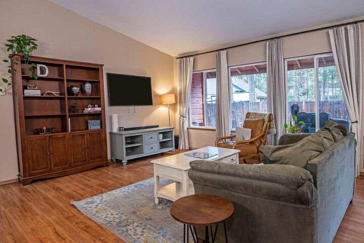 Property Photo:  55918 Snow Goose Road  OR 97707 