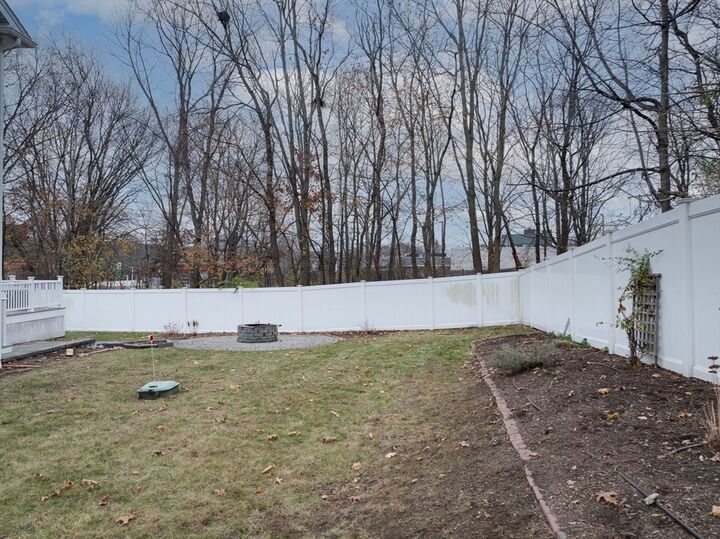 Property Photo:  13 Fremont St 13  MA 01801 