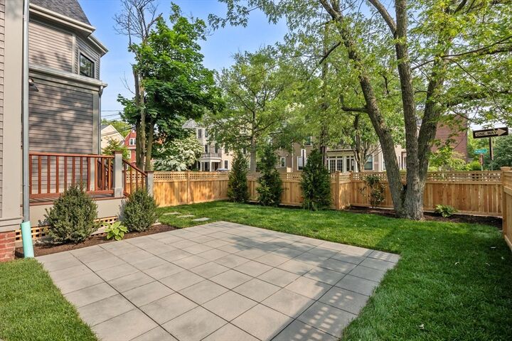 Property Photo:  72 Oxford Street 72  MA 02138 