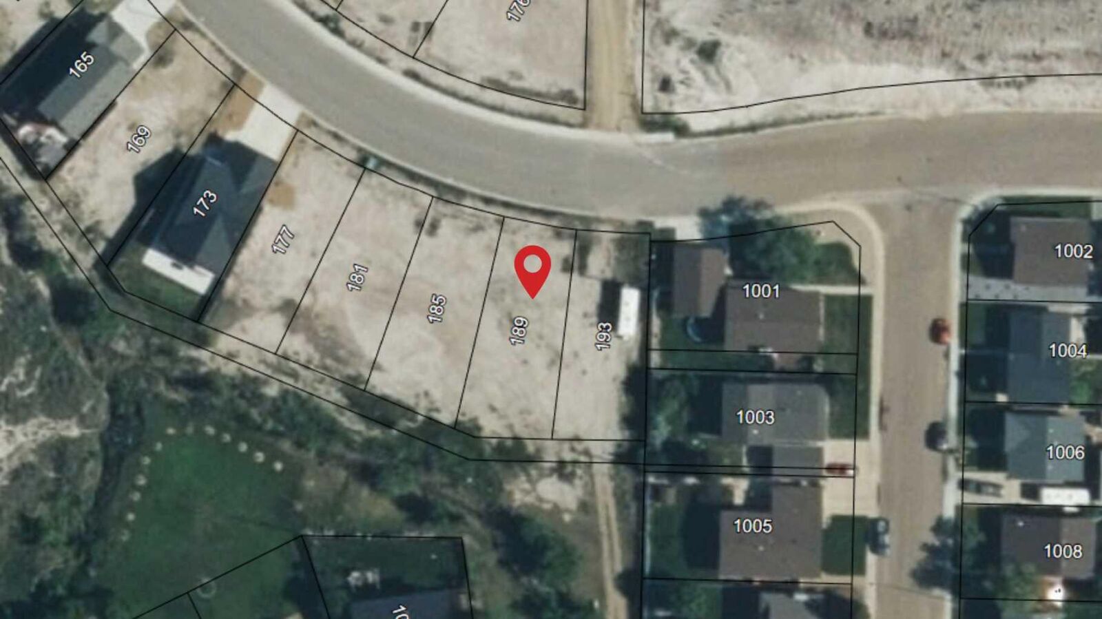 Property Photo:  189 10 Avenue SE  AB T0J 0Y6 