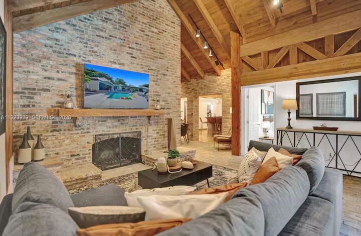 Property Photo:  11155 SW 40th St  FL 33328 