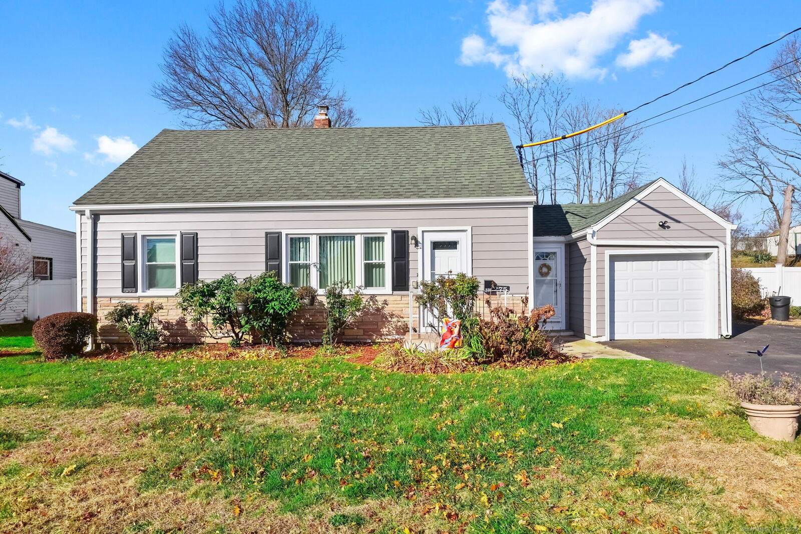 Property Photo:  275 Roger Williams Road  CT 06610 