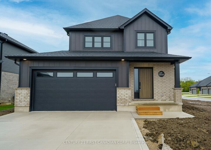 Property Photo:  34 Postma Crescent  ON N0M 1A0 