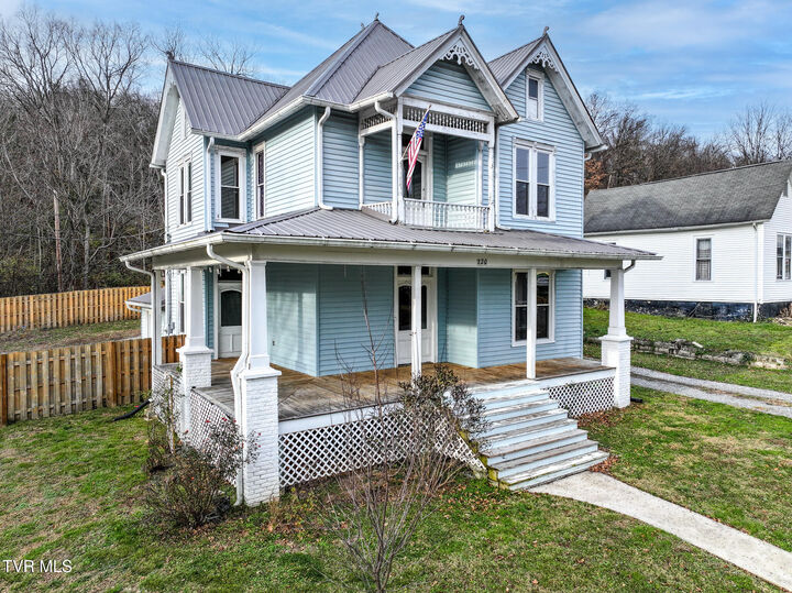 Property Photo: 220 Unaka Street TN 37743