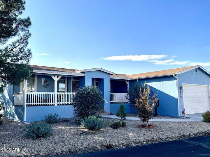 Property Photo: 880 W On The Greens Boulevard AZ 86326