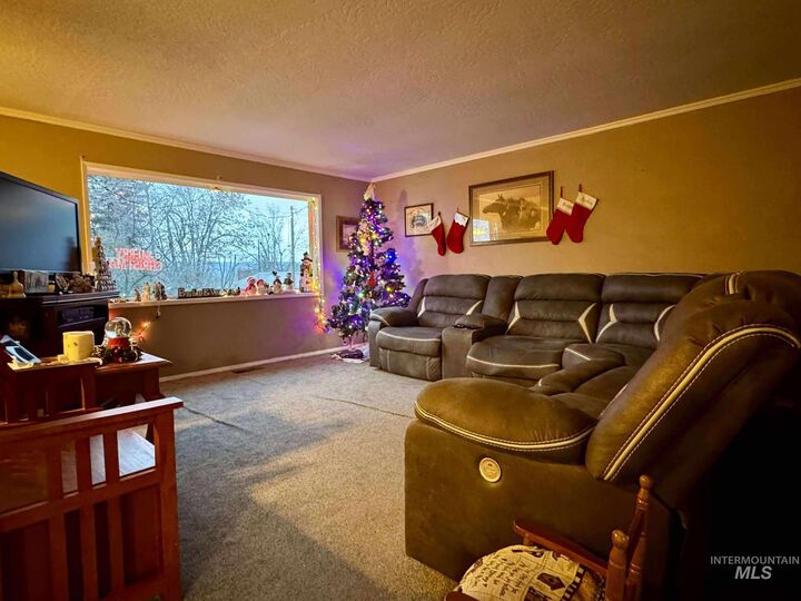 Property Photo: 930 Preston Ave ID 83501