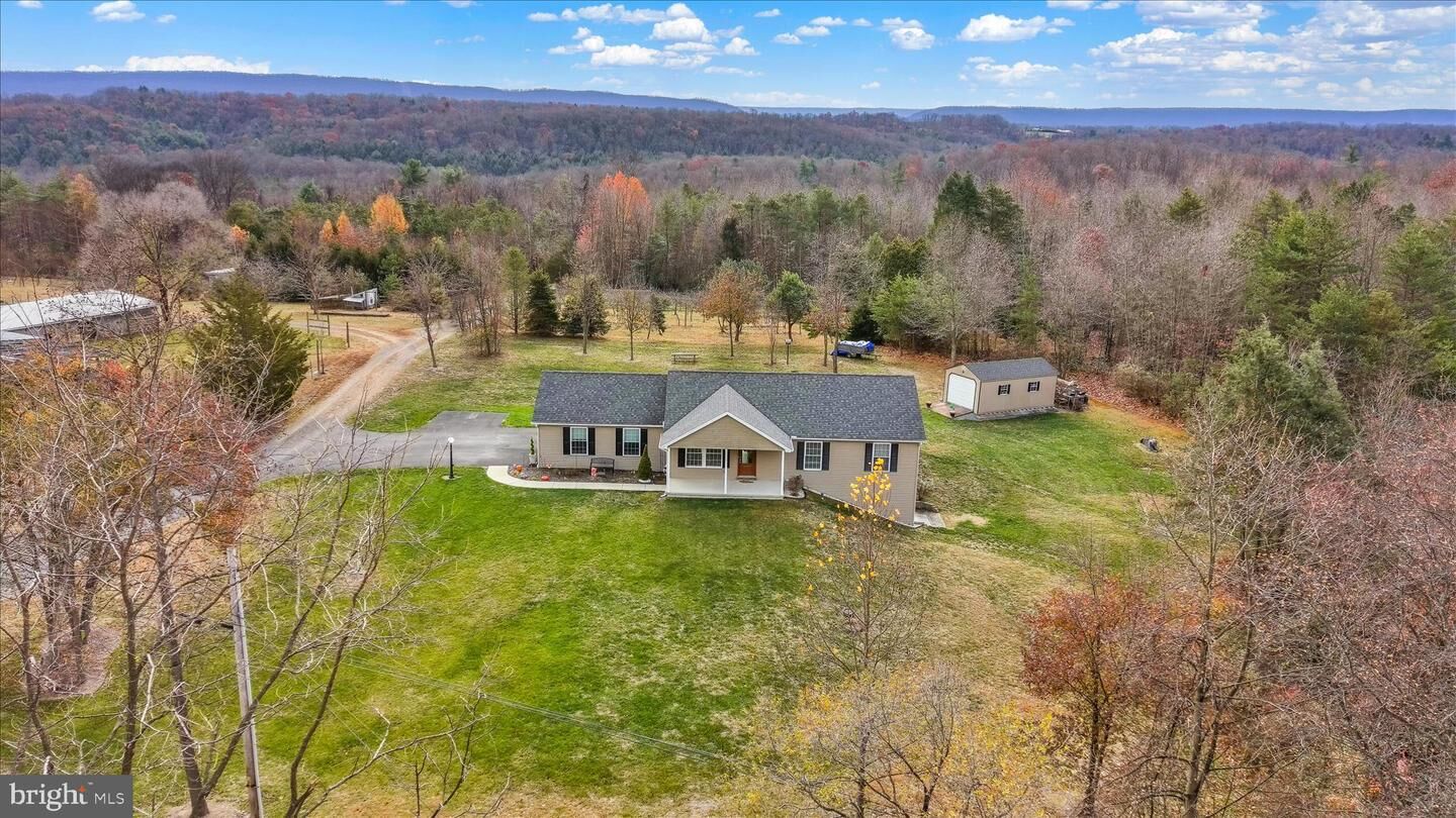 Property Photo:  263 Mahanoy Valley Road  PA 17020 