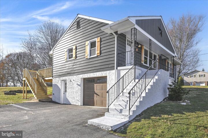 Property Photo:  4 Truce Road  PA 17560 