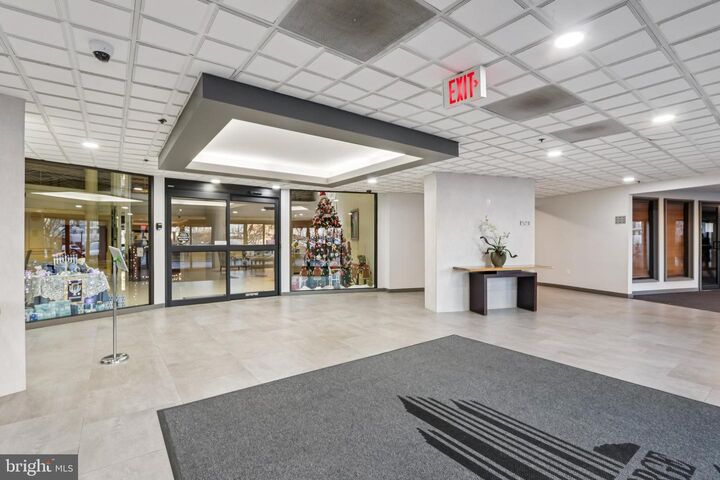 Property Photo:  21033 Valley Forge Circle 1033  PA 19406 