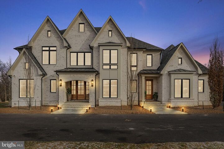 Property Photo:  37291 Seabiscuit Park Place  VA 20117 