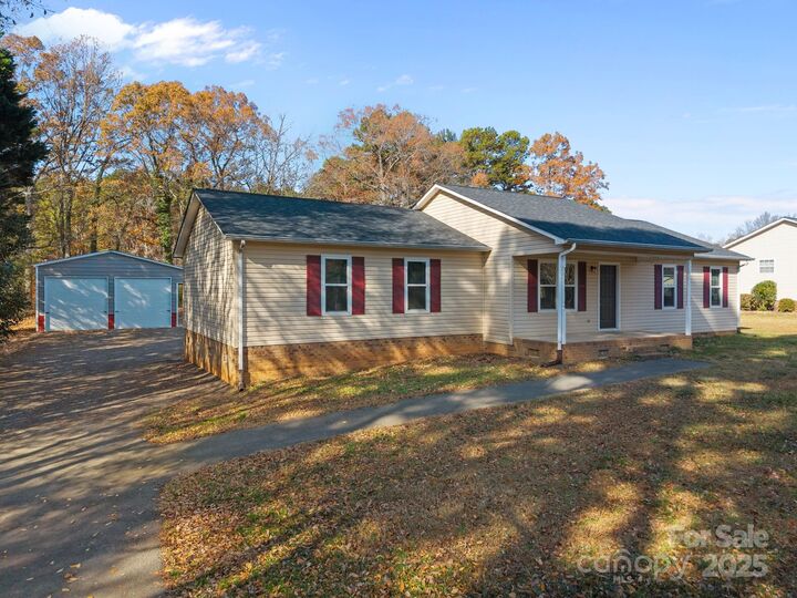 250 Douglas Street  Salisbury NC 28144 photo