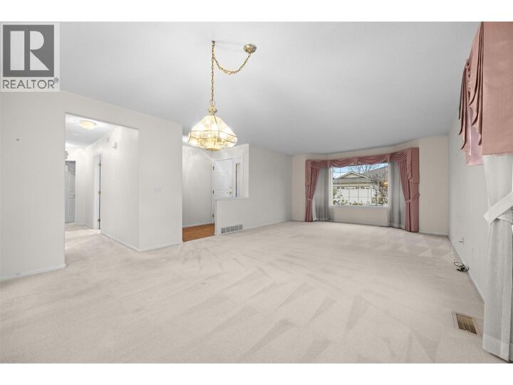 Property Photo:  595 Yates Road 99  BC V1V 1P8 