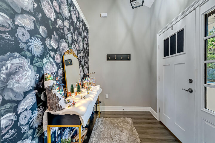 Property Photo: 2339 Hadleigh Hills Court FL 32566