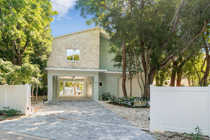 Property Photo: 201 Harbor Drive FL 33036