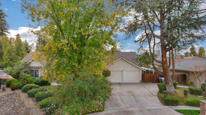 Property Photo:  6691 N Feland Avenue  CA 93711 