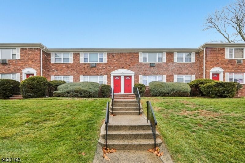 Property Photo: 30 Atherton Ct NJ 07470