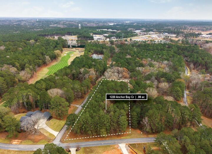 Property Photo: 1220 Anchor Bay Circle GA 30642