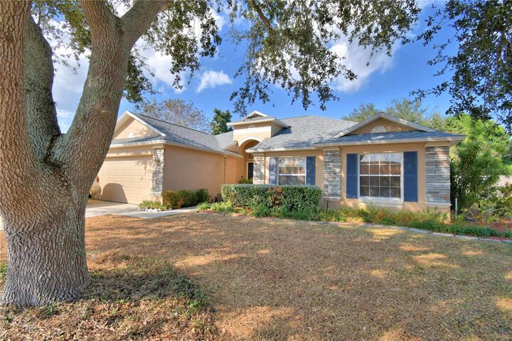 Property Photo: 3425 Stoneway Drive FL 33812