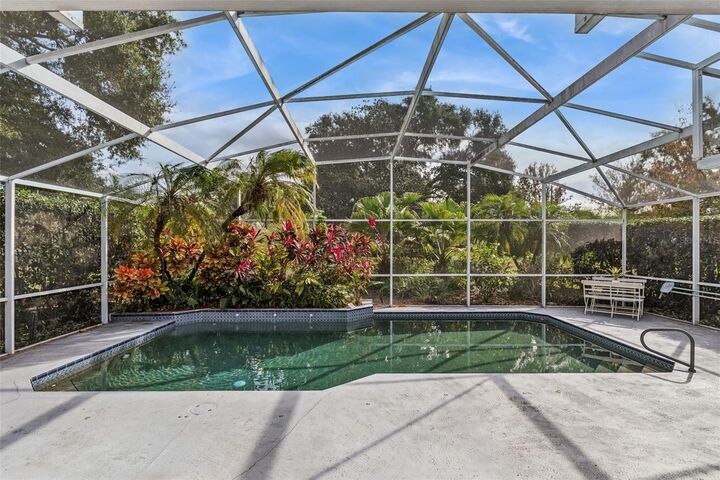 Property Photo:  2125 Kane Park Way  FL 34786 