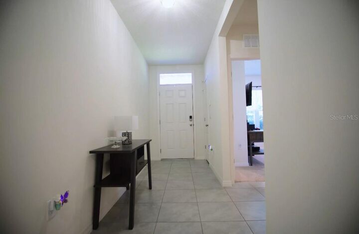 Property Photo:  530 Emily Glen Street  FL 32724 