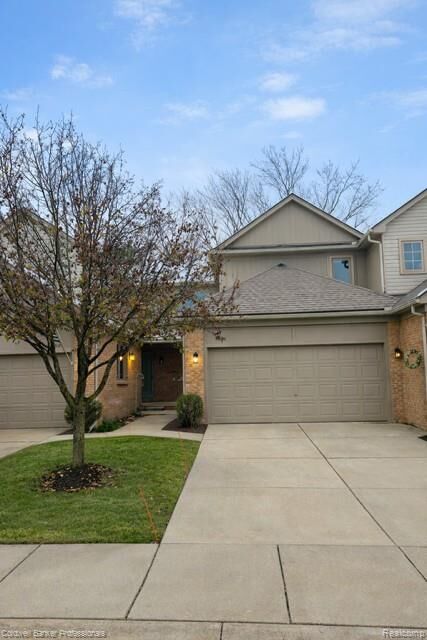 Property Photo:  4896 Royal Cove Drive  MI 48316 