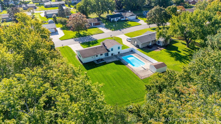 Property Photo:  10975 Campanel Drive  MI 49464 