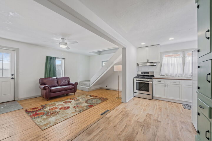 Property Photo:  105 N 3rd Street  IL 60951 