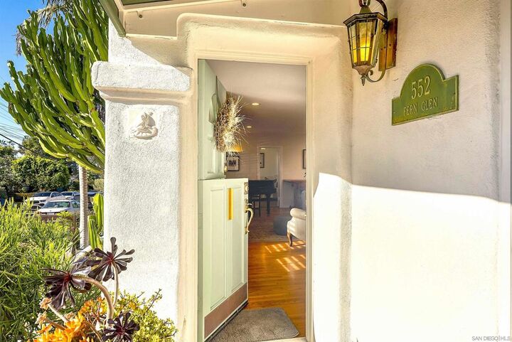 Property Photo: 552 Fern Glen CA 92037