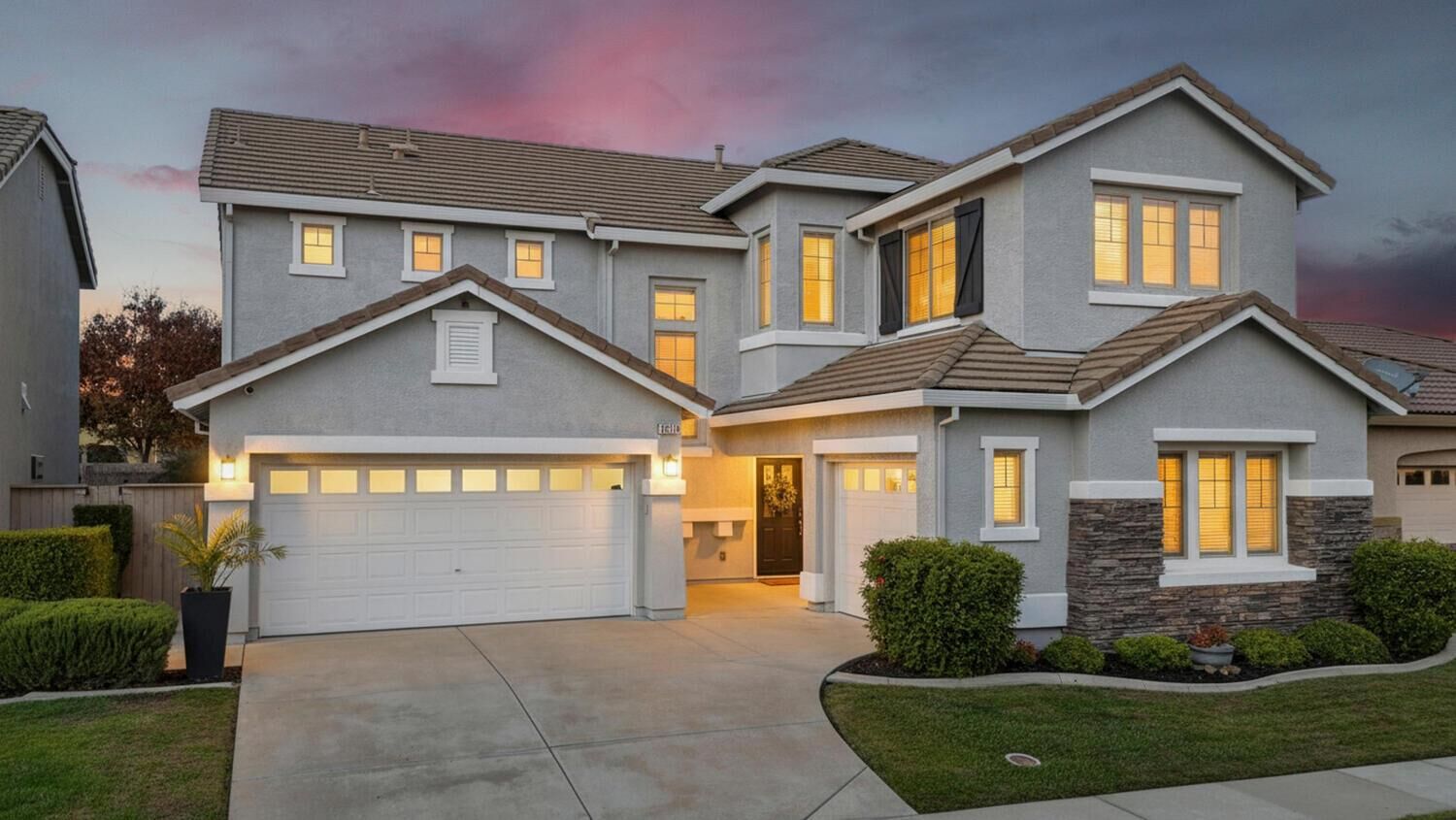 Property Photo:  2716 McCarran Lane  CA 95648 