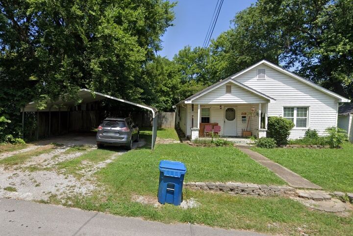 Property Photo:  109 26th St  TN 37138 