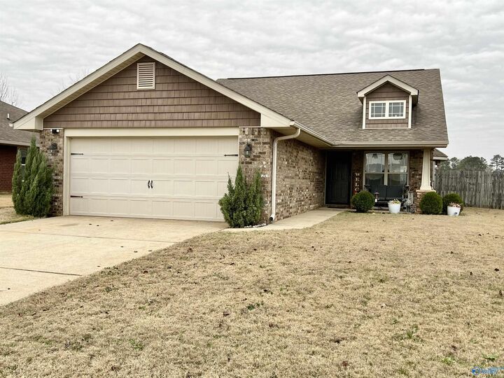 Property Photo: 176 Fields Pond Drive AL 35756