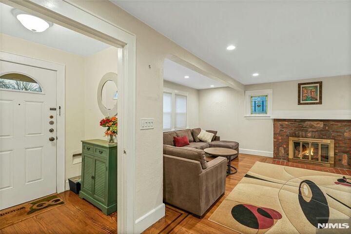 Property Photo:  425 Beatrice Street  NJ 07666 