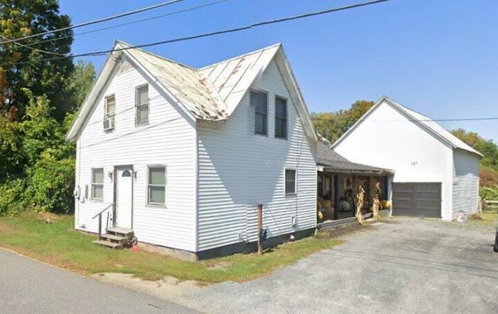 Property Photo: 37 Maple Street VT 05033