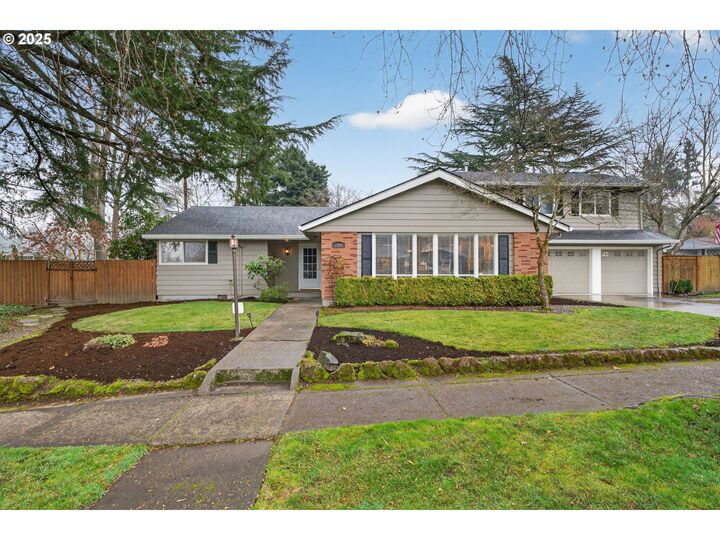 1480 SW Hilldale Ave  Portland OR 97225 photo