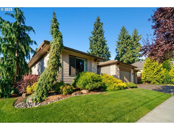 Property Photo: 14511 NE 10th St WA 98684