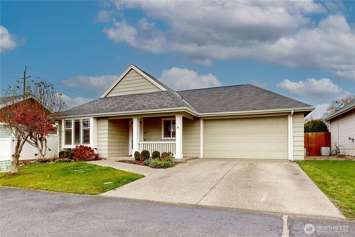 891 SE Larkspur Pl  College Place WA 99324 photo