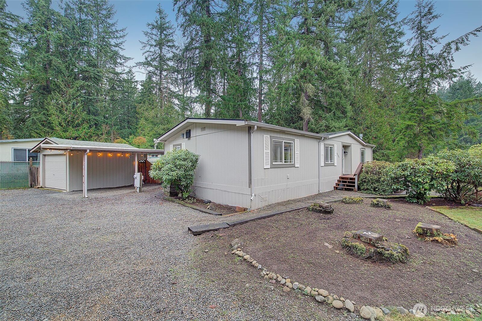 Property Photo:  23105  105th Avenue SE  WA 98077 
